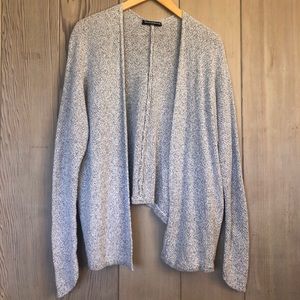 🌸Brandy Melville Oversized Cardigan🌸